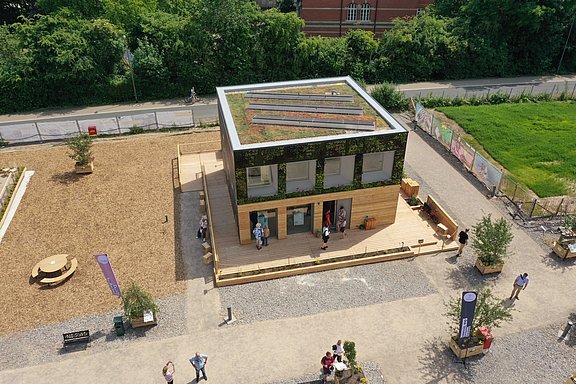 Abb. 9: Impressionen vom Solar Decathlon Europe SDE 21 in Wuppertal (Bild 2-7: © LOCAL+/SDE21/22)