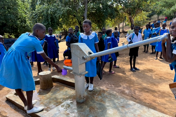 [Translate to Englisch:] LINEAR Spendenprojekt - Schulbau Malawi