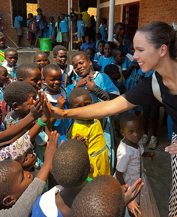 Linar School Visit to the LINEAR school in Malawi - Africa | LINEAR